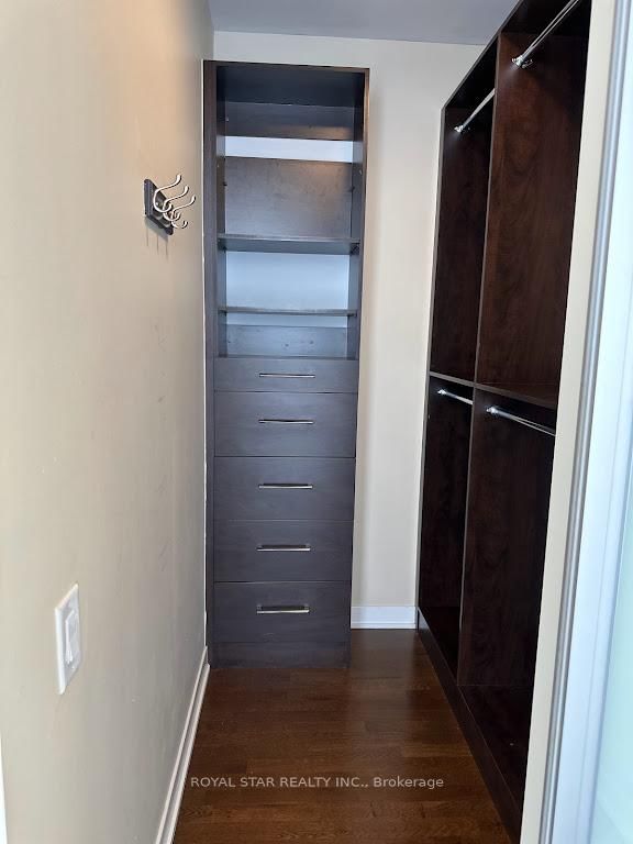 90 Park Lawn Road, Unit 508 - Photo 17