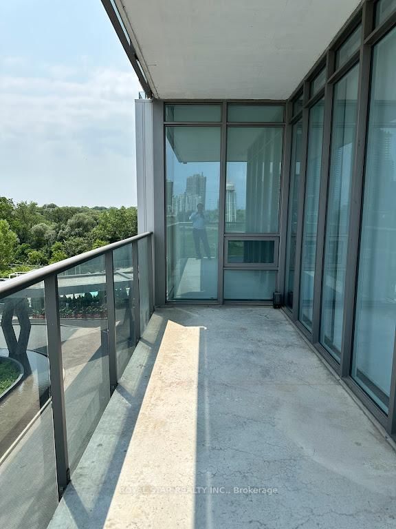 90 Park Lawn Road, Unit 508 - Photo 7