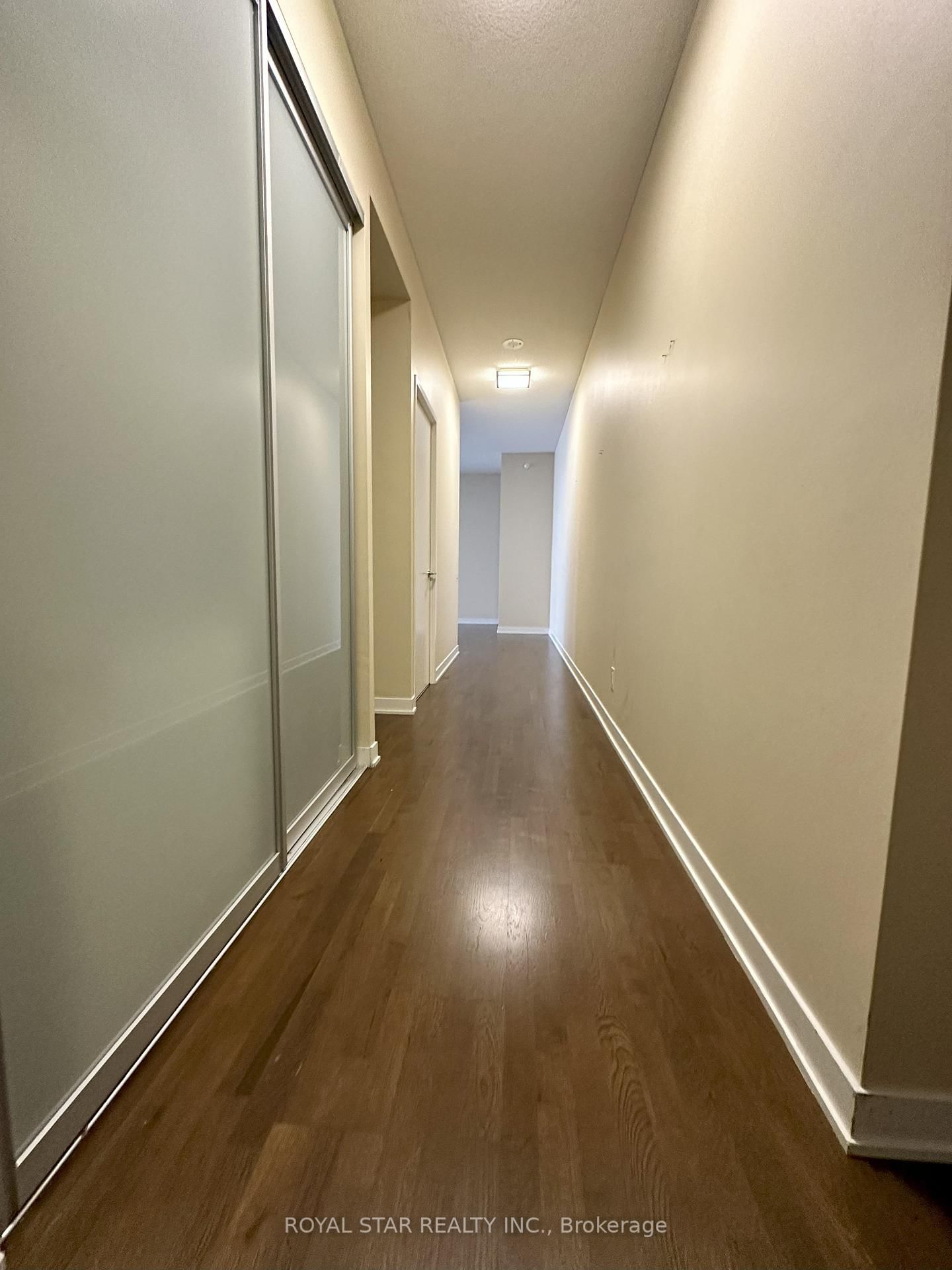 90 Park Lawn Road, Unit 508 - Photo 8