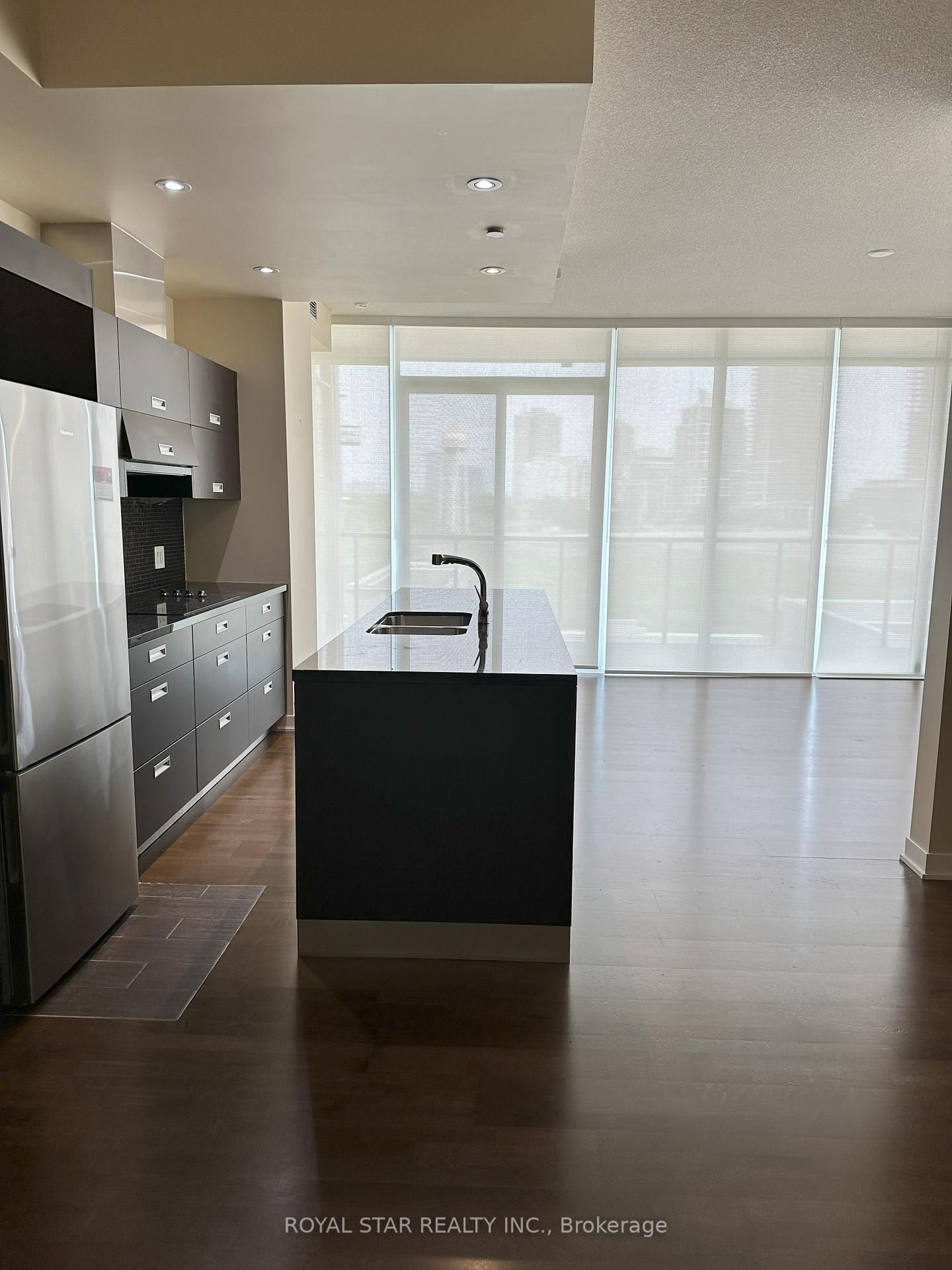 90 Park Lawn Road, Unit 508 - Photo 9