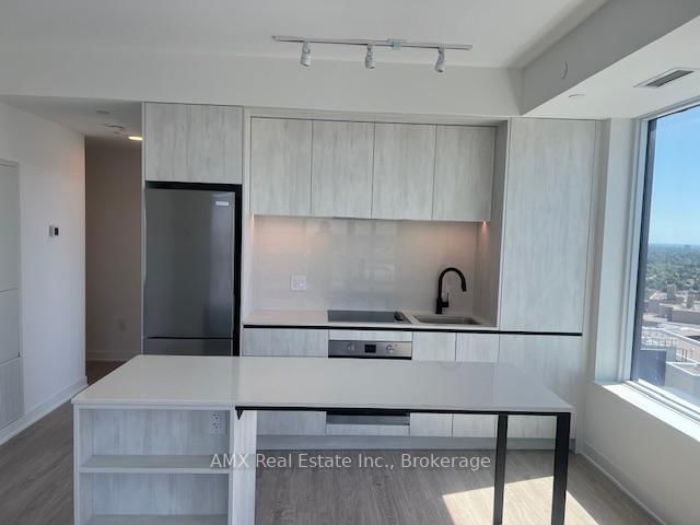 2495 Eglinton Avenue W, Unit 1804 - Photo 2