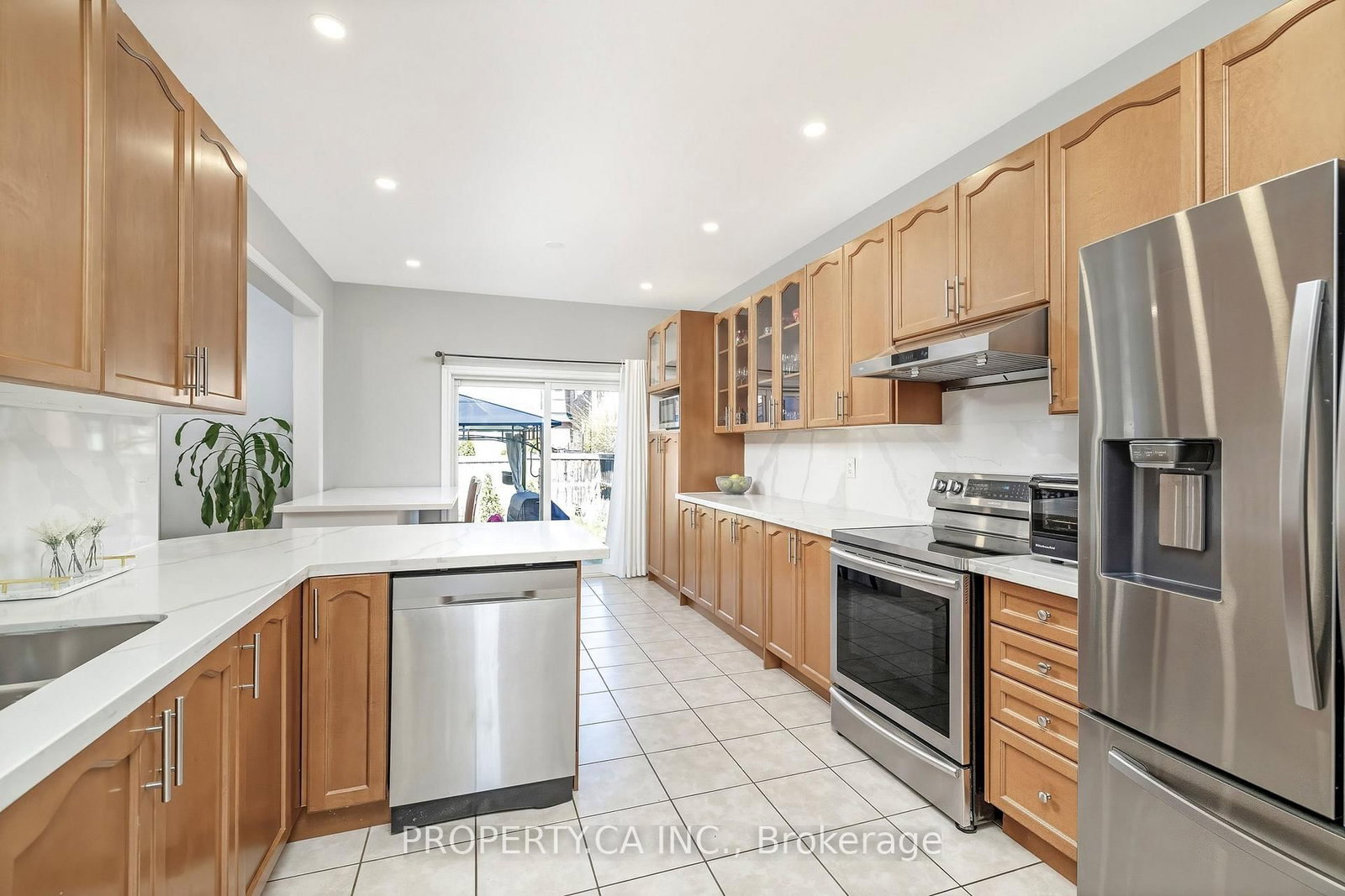 211 Mclaughlin Avenue • Milton, ON photo 10