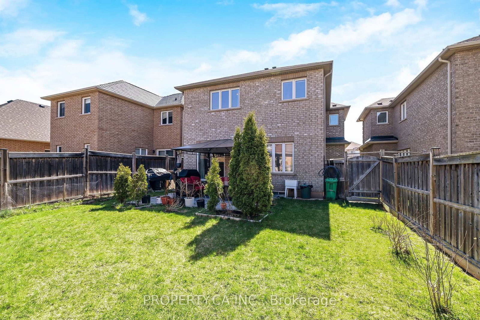 211 Mclaughlin Avenue • Milton, ON photo 29