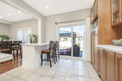 211 Mclaughlin Avenue • Milton, ON photo 8