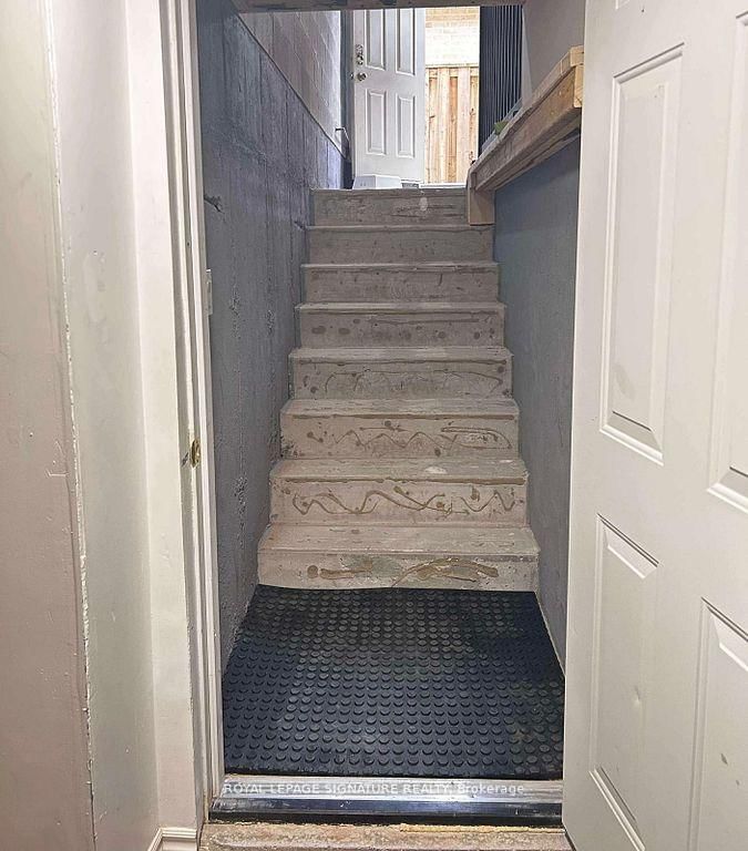 285 Mississaga Street, Unit Bsmt - Photo 7