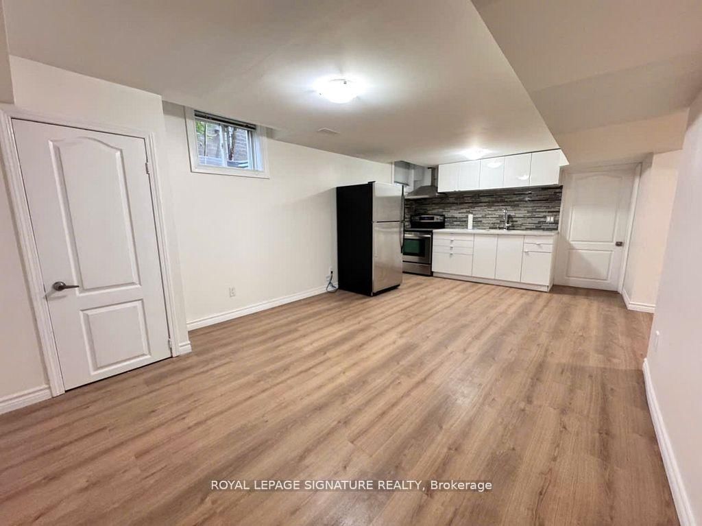 285 Mississaga Street, Unit Bsmt - Photo 8