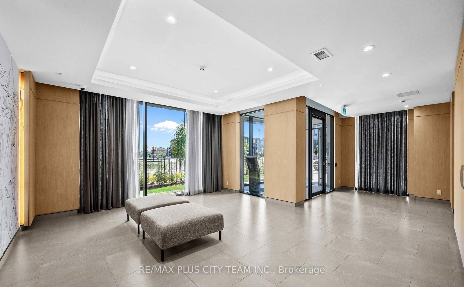 215 Veterans Drive, Unit 103 - Photo 10