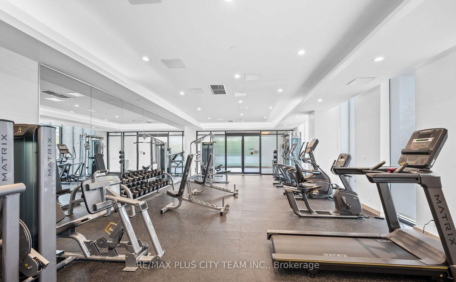 215 Veterans Drive, Unit 103 - Photo 11