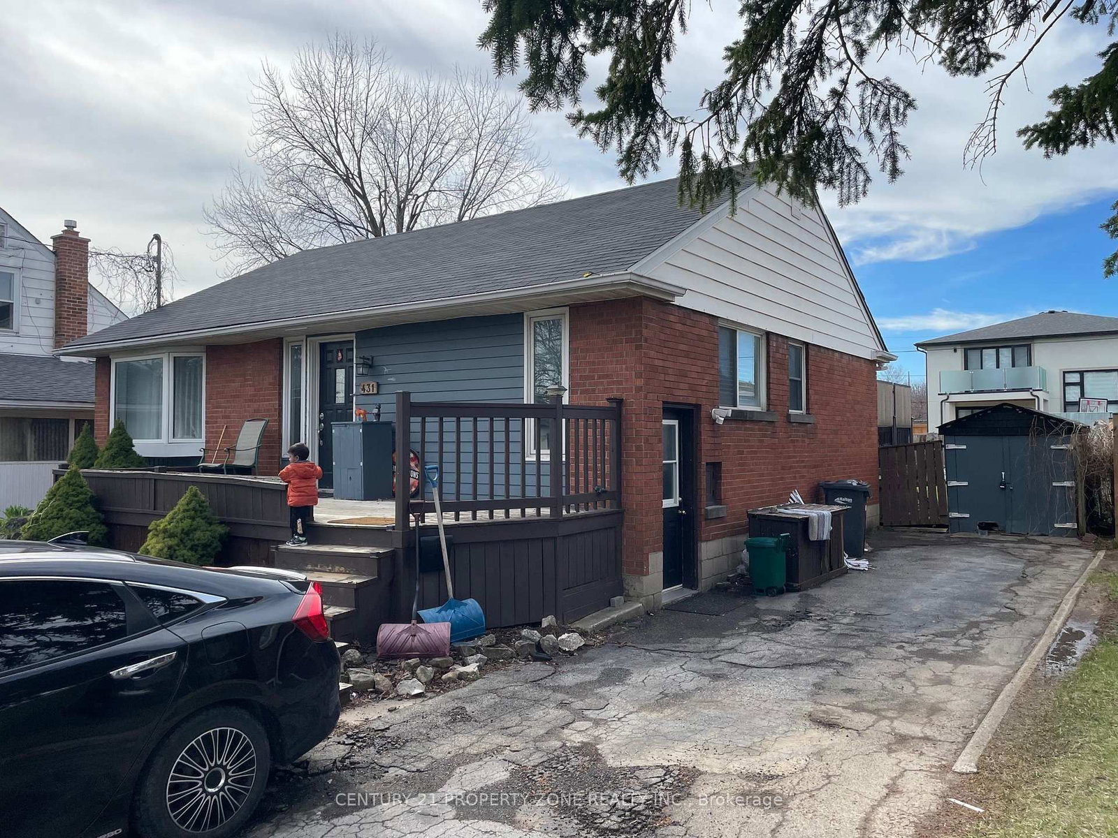 431 Wood Ward Avenue