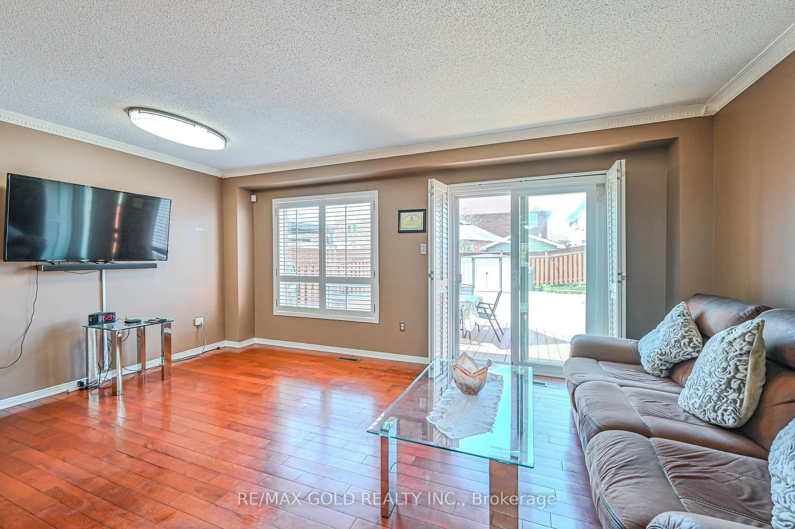 94 Lake Louise Drive • Brampton, ON photo 13