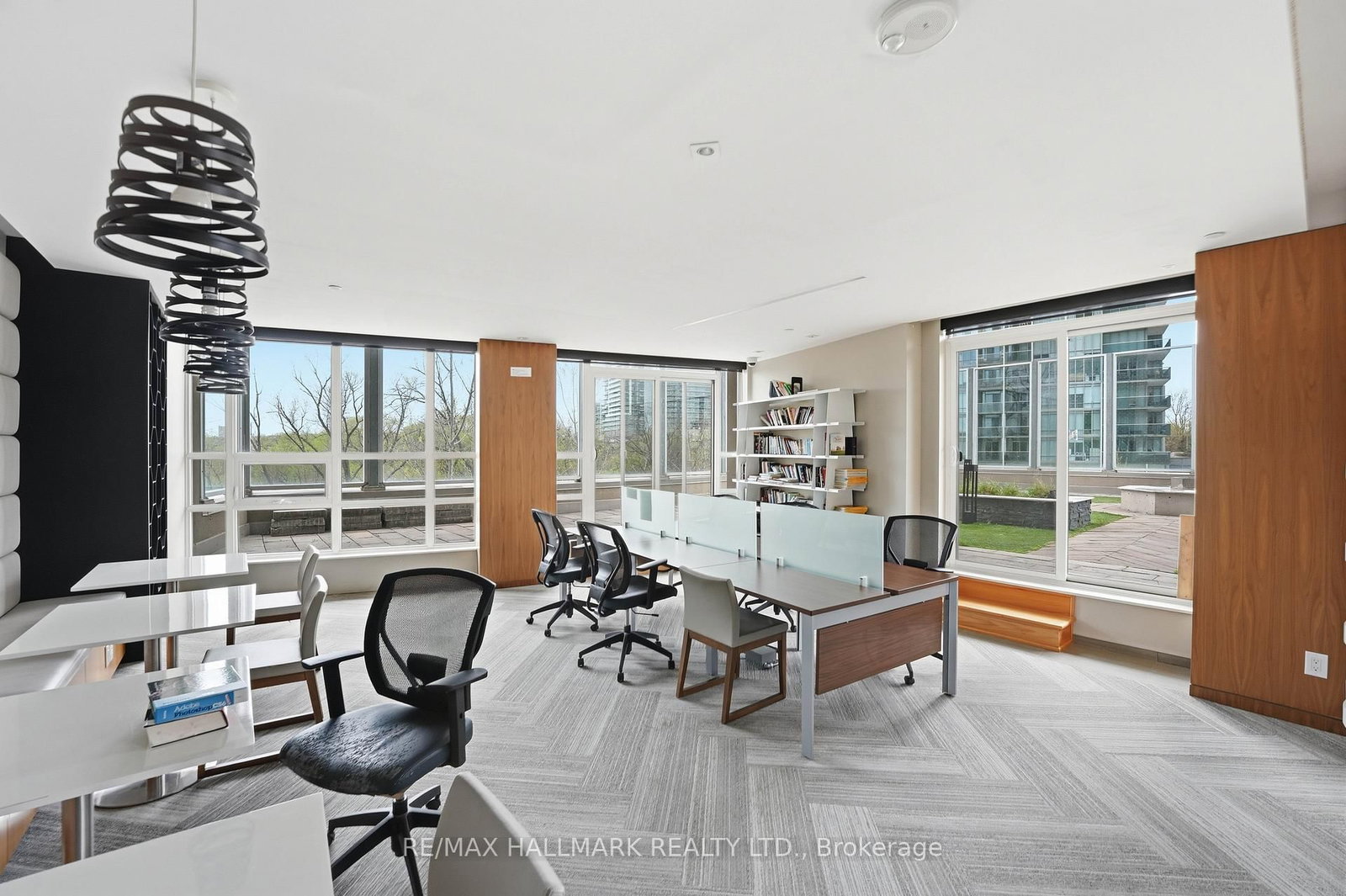 36 Park Lawn Road, Unit 710 - Photo 23
