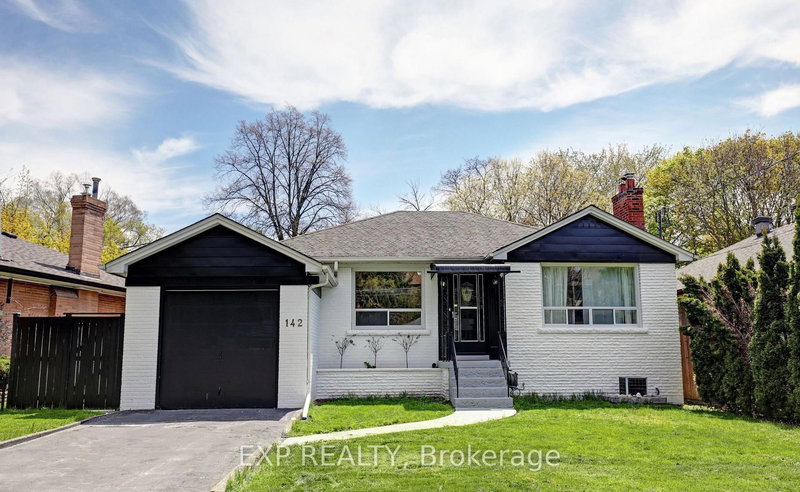 142 thompson Ave, Toronto, M8Z 3V2 | Image 3