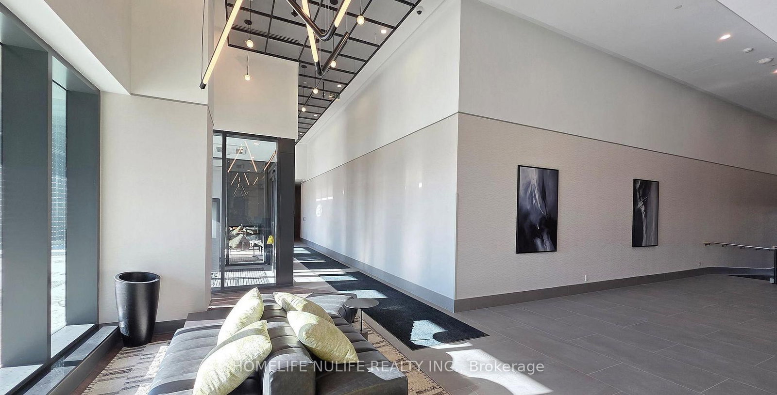 1007 THE QUEENSWAY Avenue S, Unit 1307