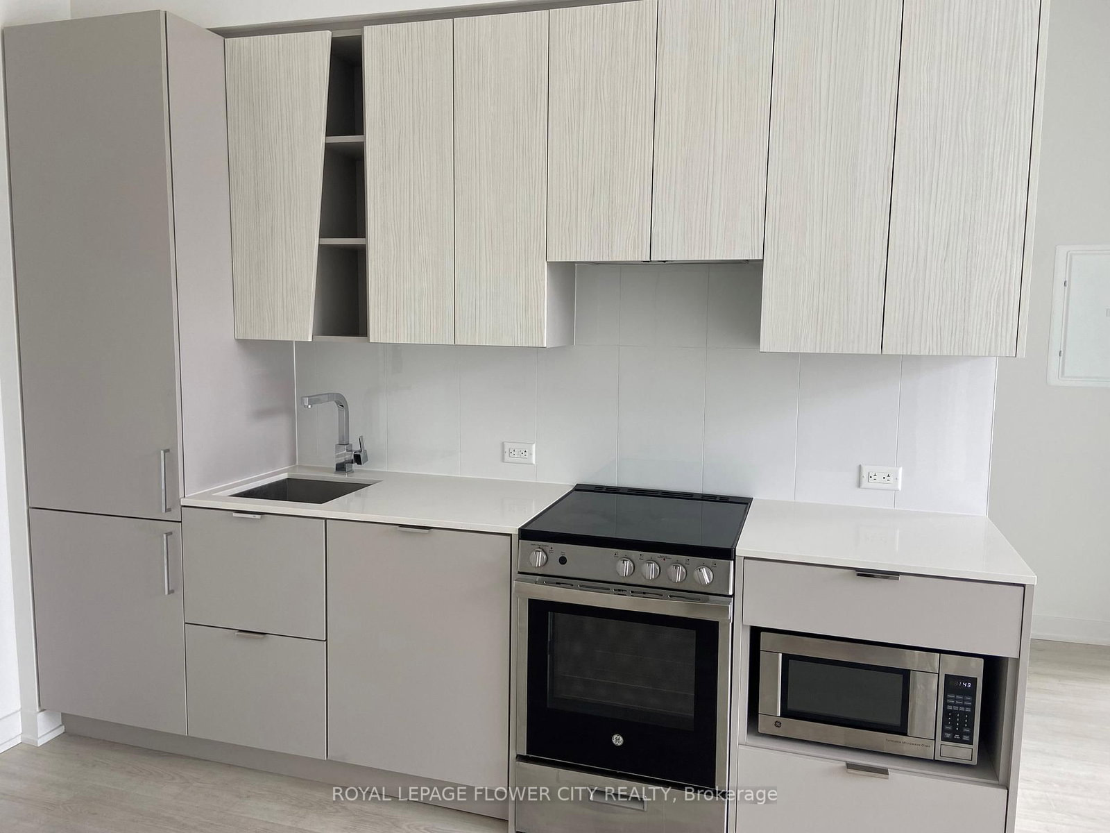3883 Quartz Road, Unit 612