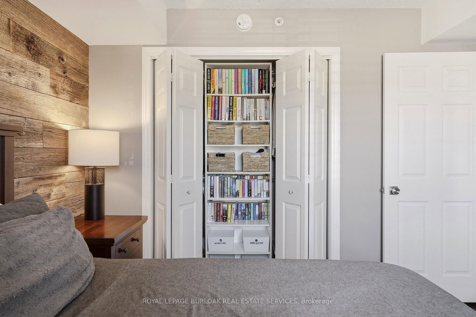 1451 Walker's Line, Unit 304 - Photo 14