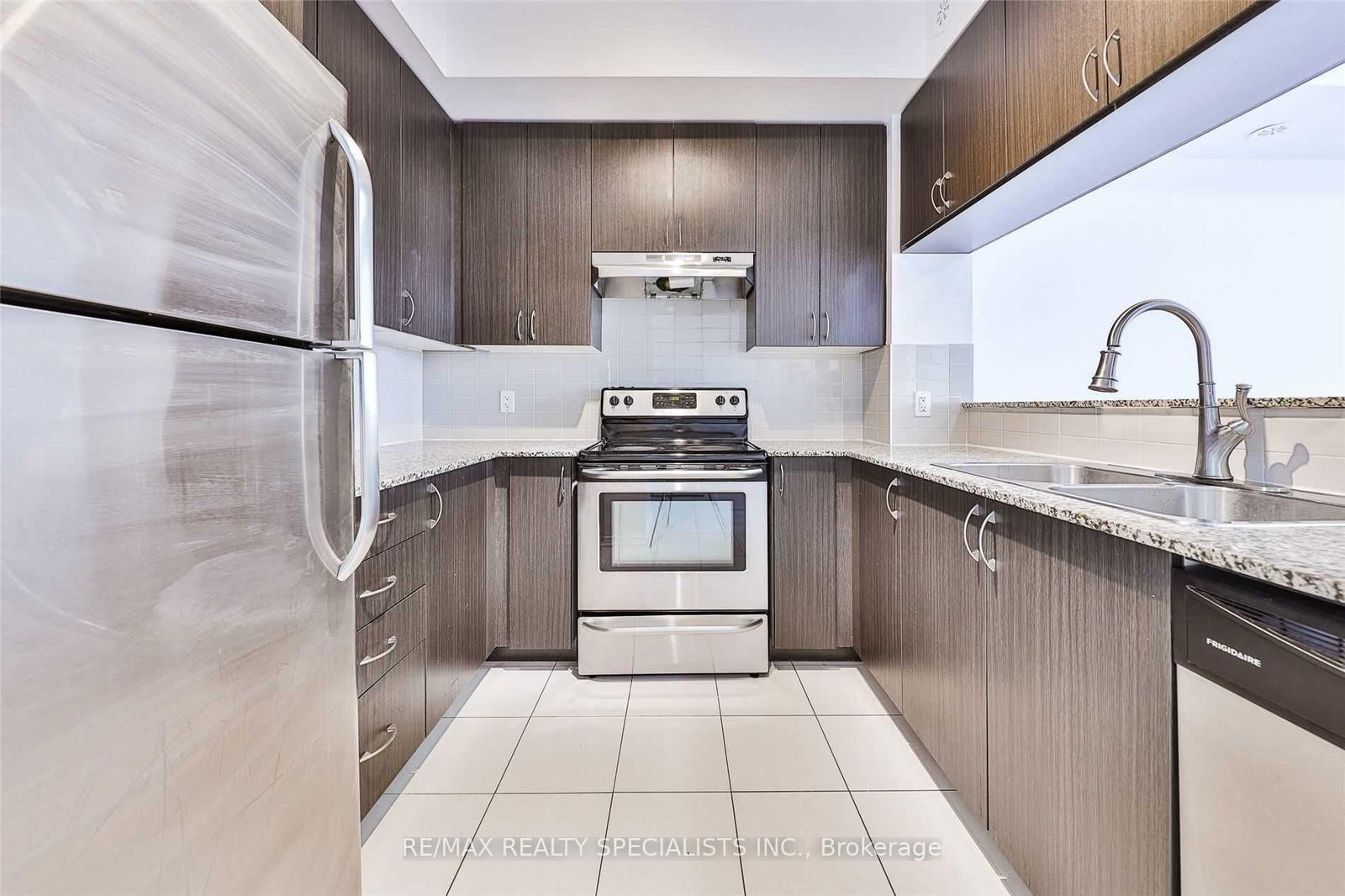 50 Sky Harbour Drive, Unit 408 - Photo 3