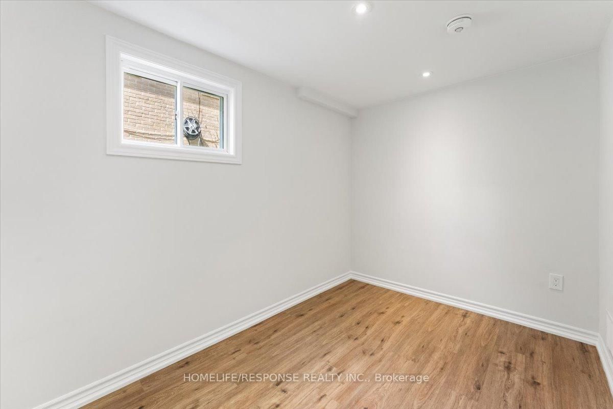291 Thrace Avenue - Photo 32