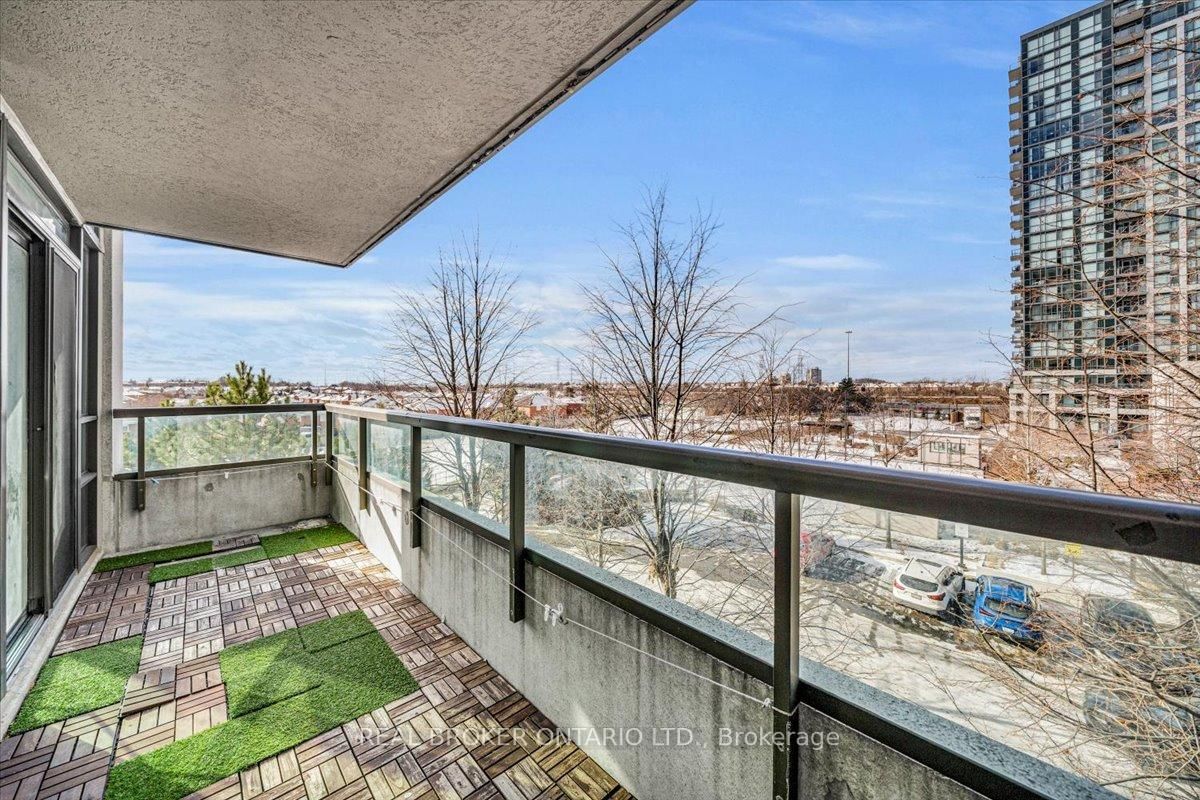 335 Rathburn Road W, Unit 312 - Photo 22