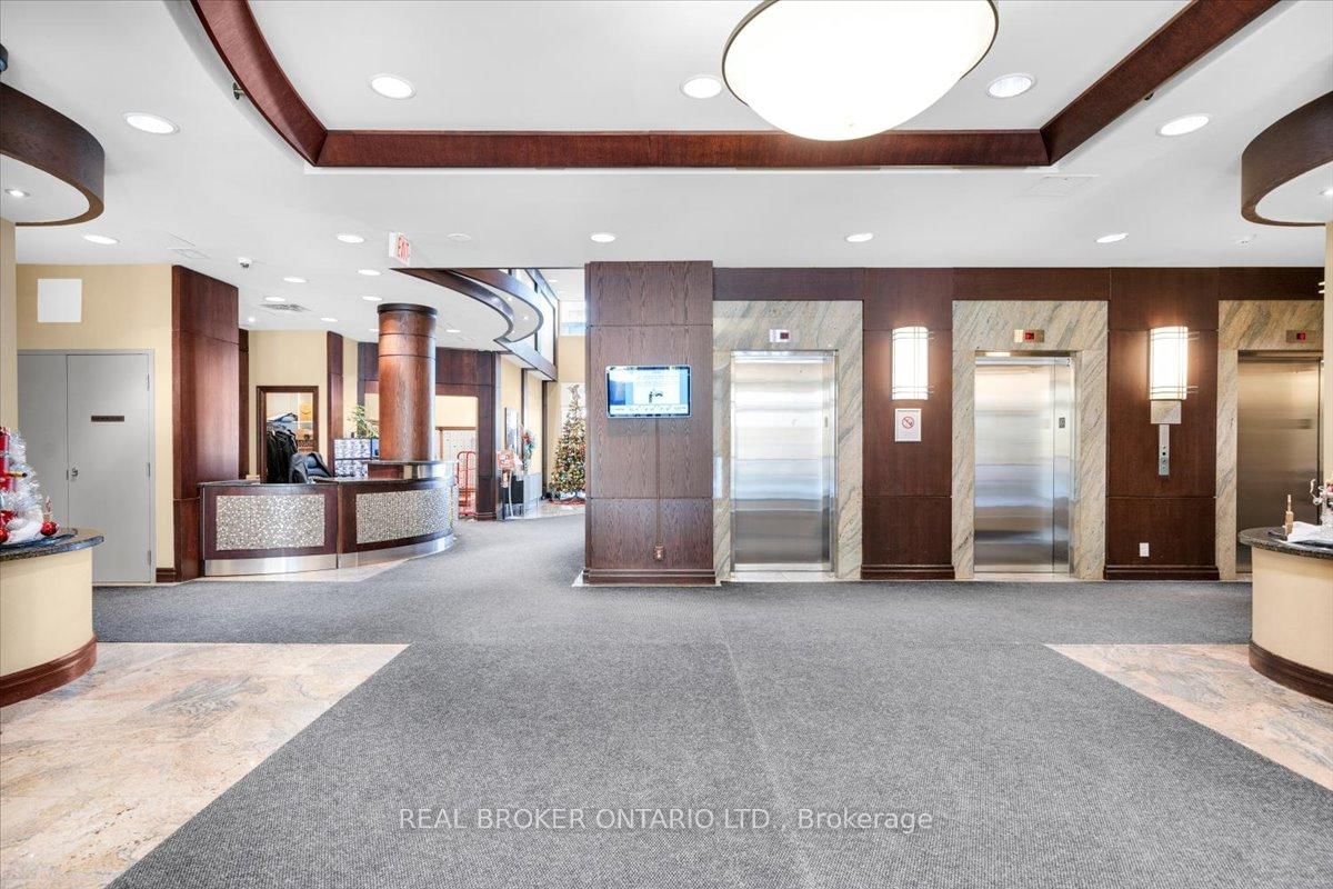 335 Rathburn Road W, Unit 312 - Photo 7