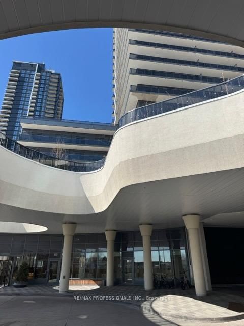 5105 Hurontario Street, Unit 503