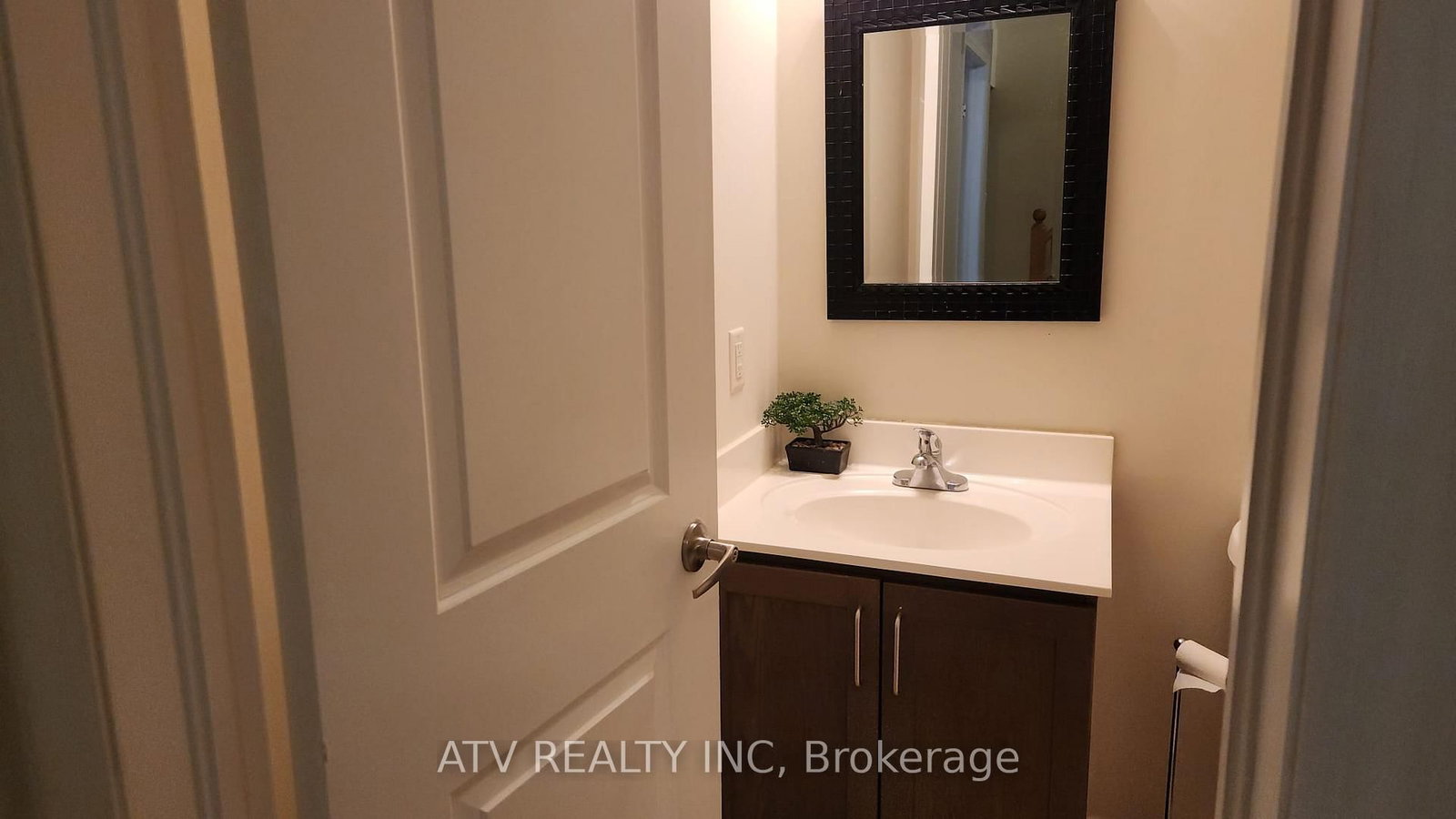 26 Fieldway Road, Unit 35 - Photo 12