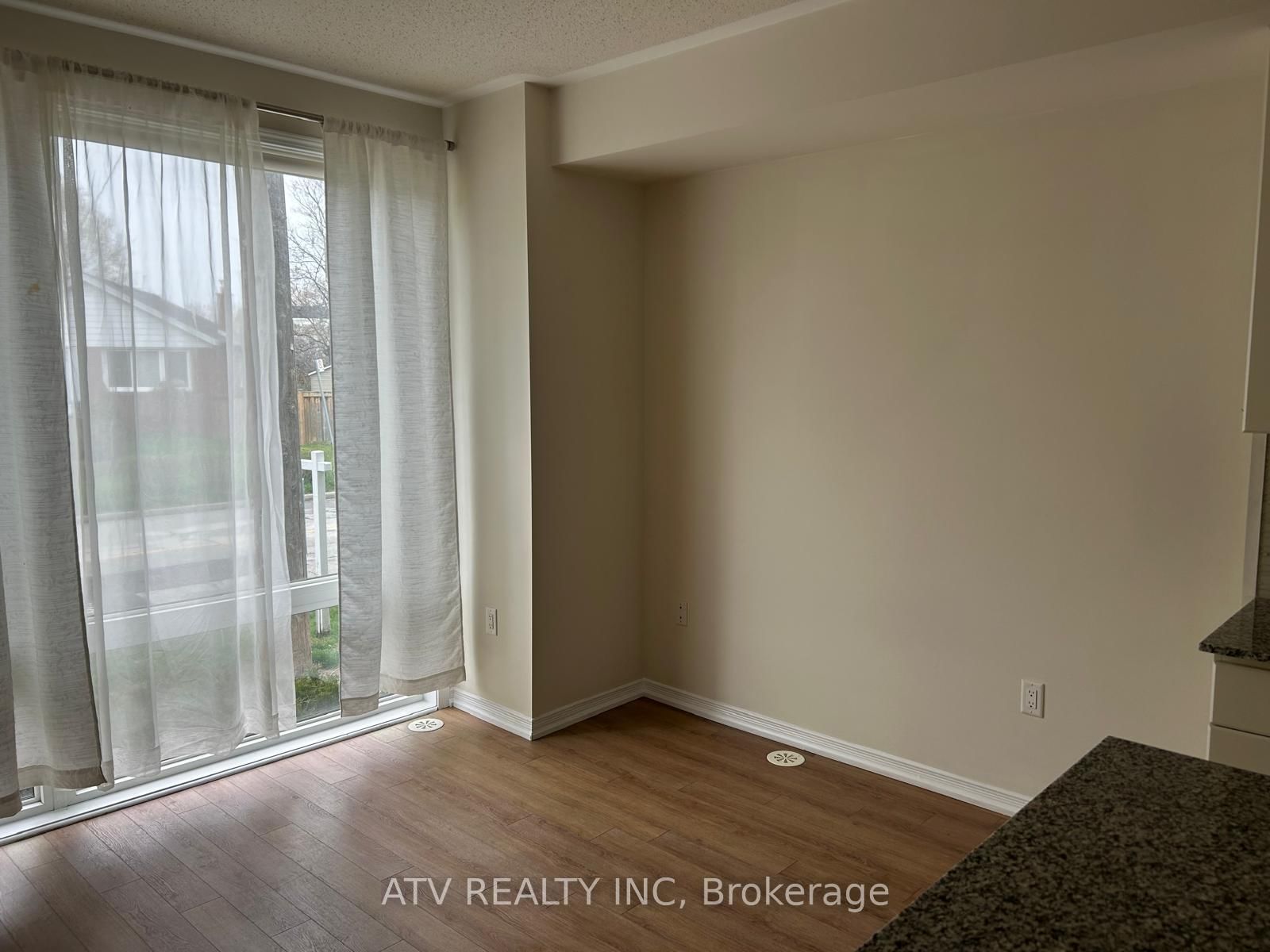 26 Fieldway Road, Unit 35 - Photo 5