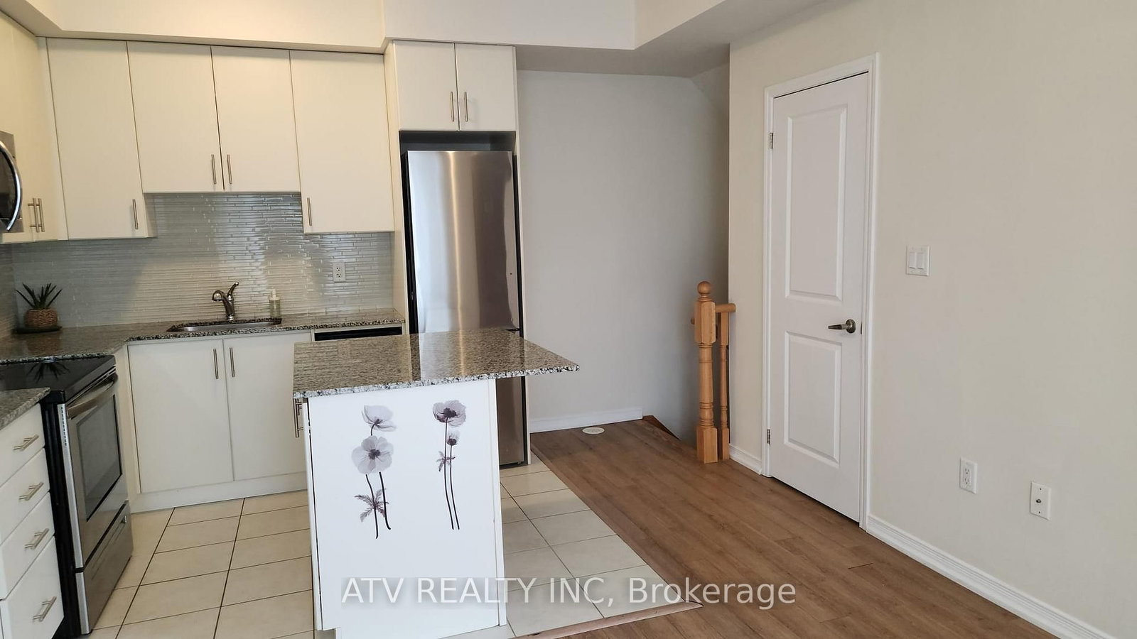 26 Fieldway Road, Unit 35 - Photo 9