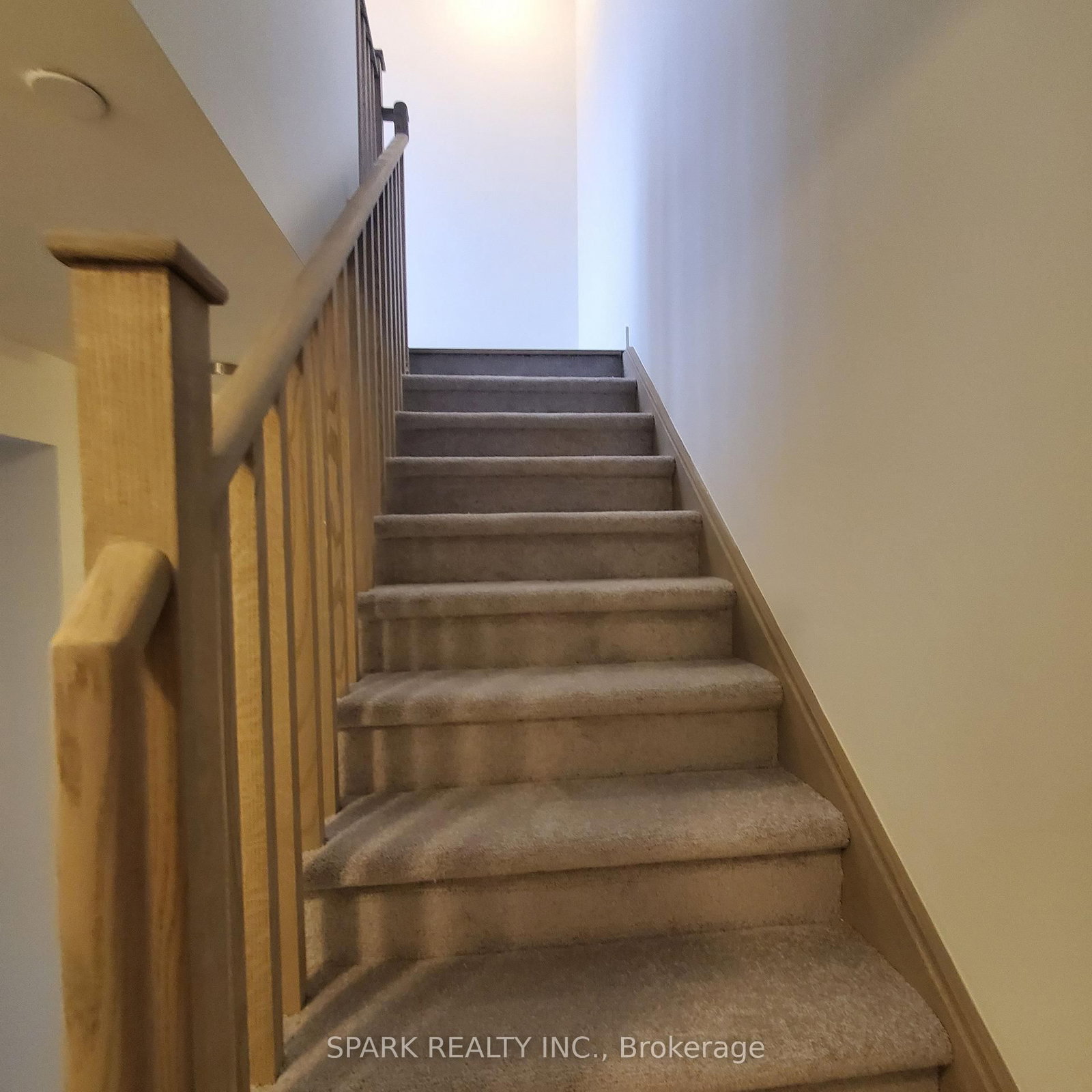 3562 Colonial Drive, Unit 21 - Photo 7