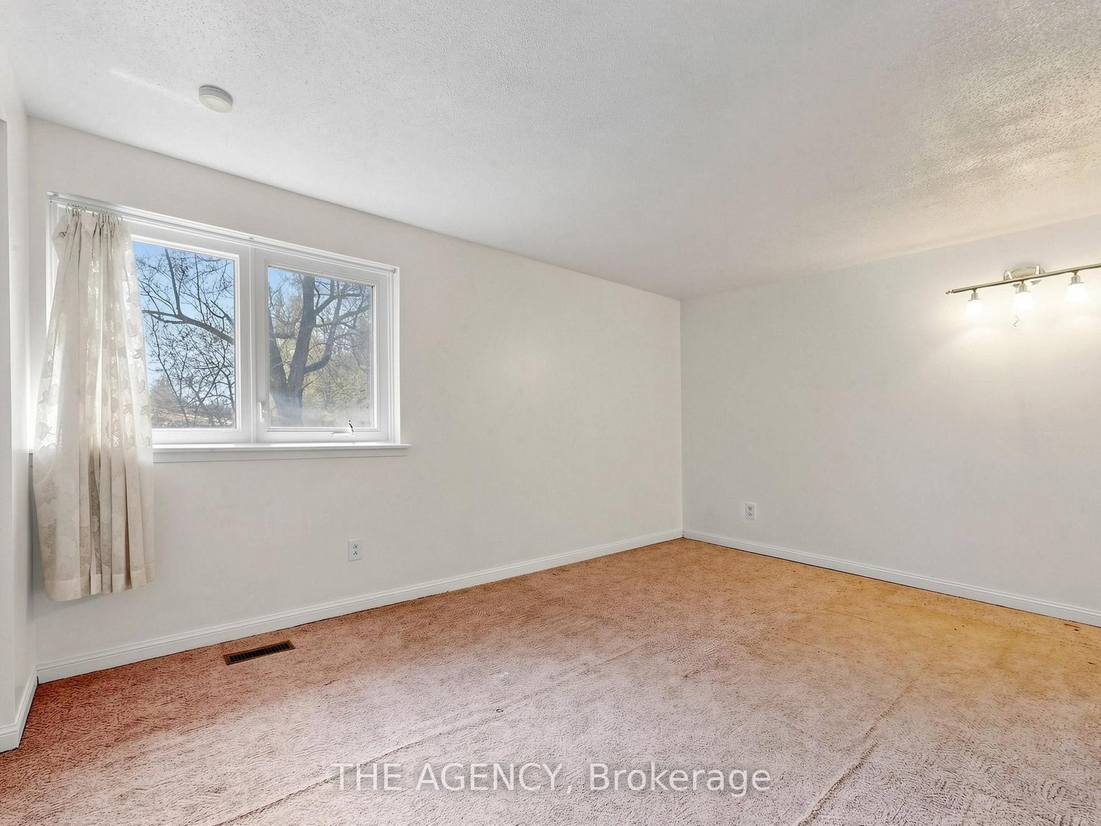 1559 Albion Road • ##33 • Toronto, ON photo 11