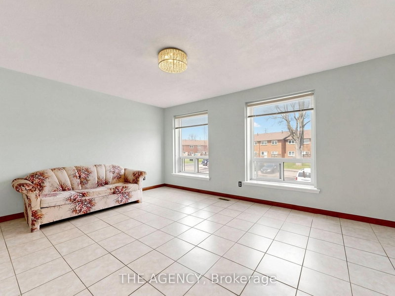 #33 - 1559 Albion Road