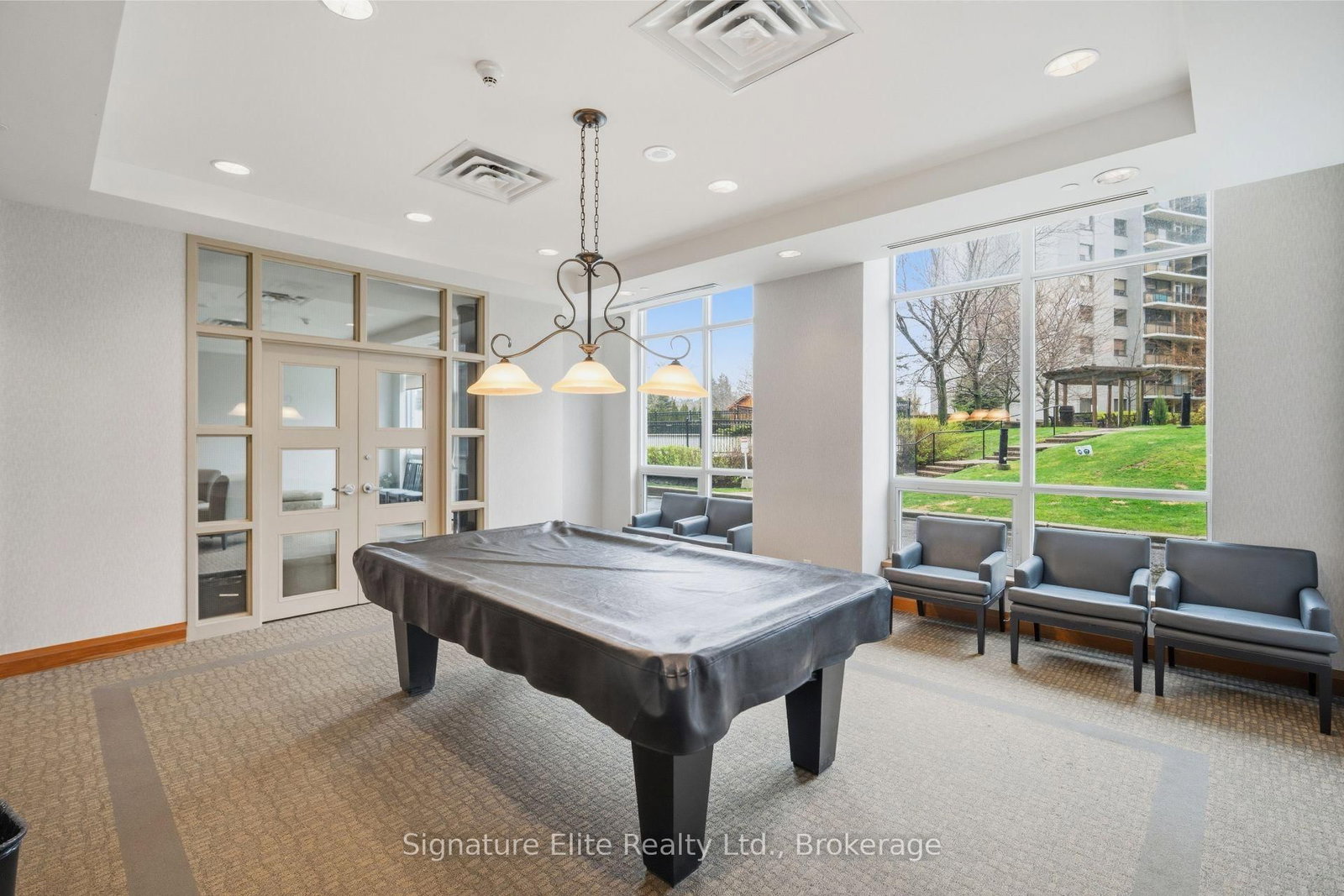 1403 Royal York Road, Unit 909 - Photo 21