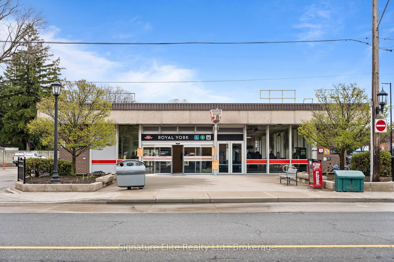 1403 Royal York Road, Unit 909 - Photo 28