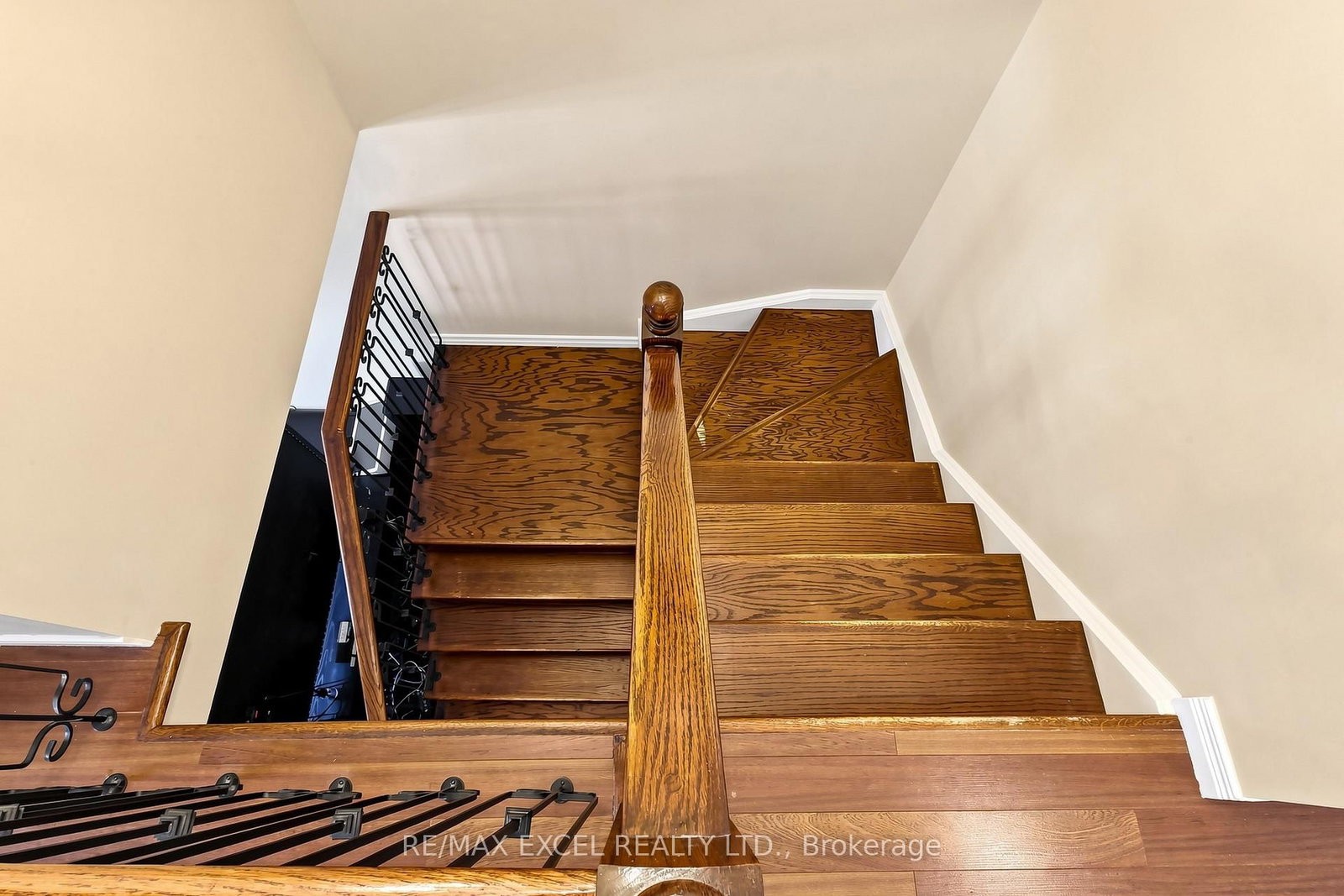3653 Indigo Crescent - Photo 19