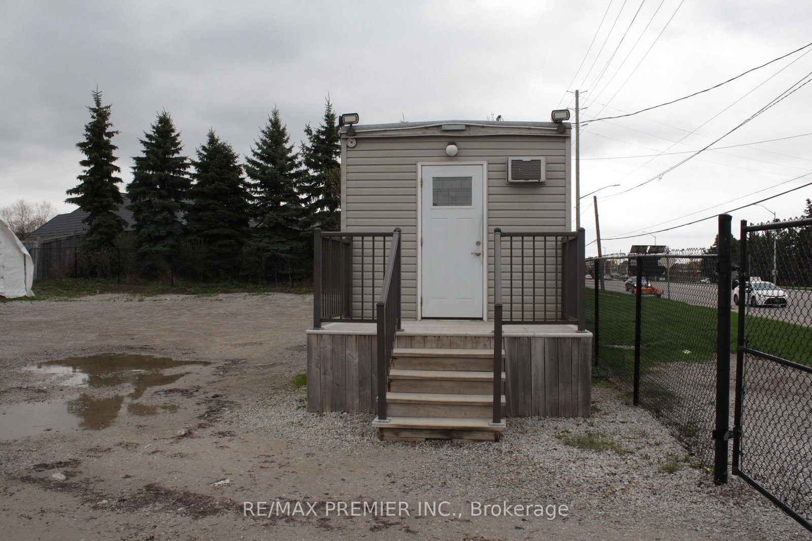 11859 Hurontario Street - Photo 2