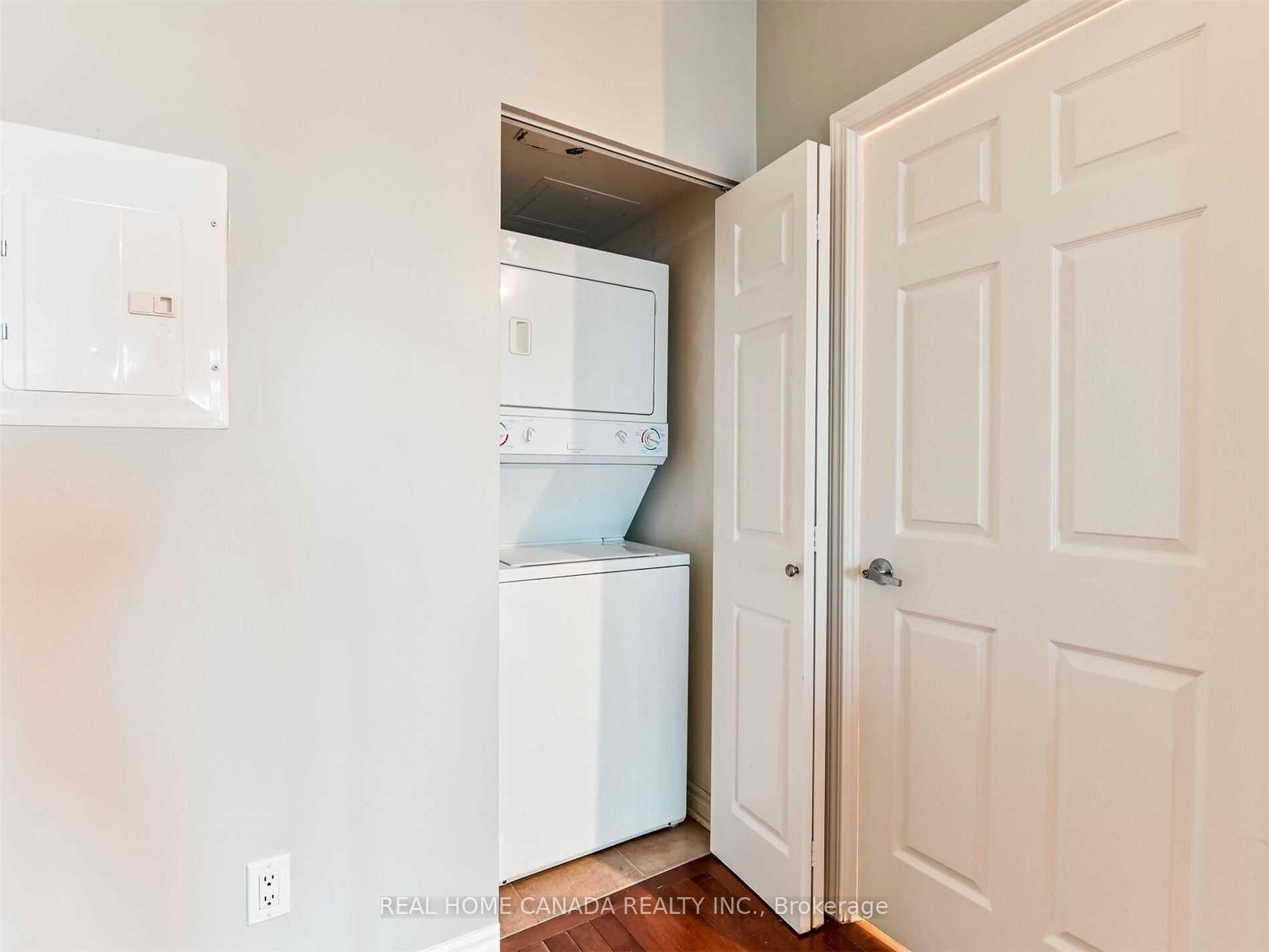 388 Prince Of Wales Drive, Unit 603 - Photo 12