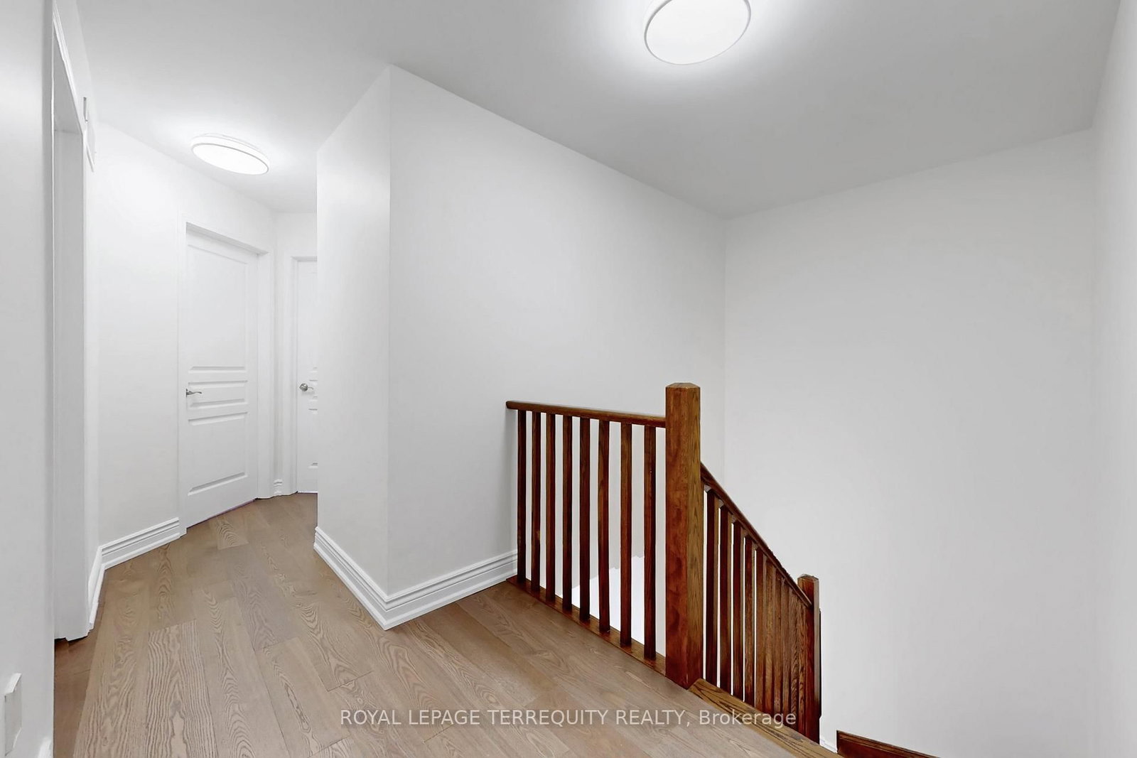 2062 Redstone Crescent - Photo 18
