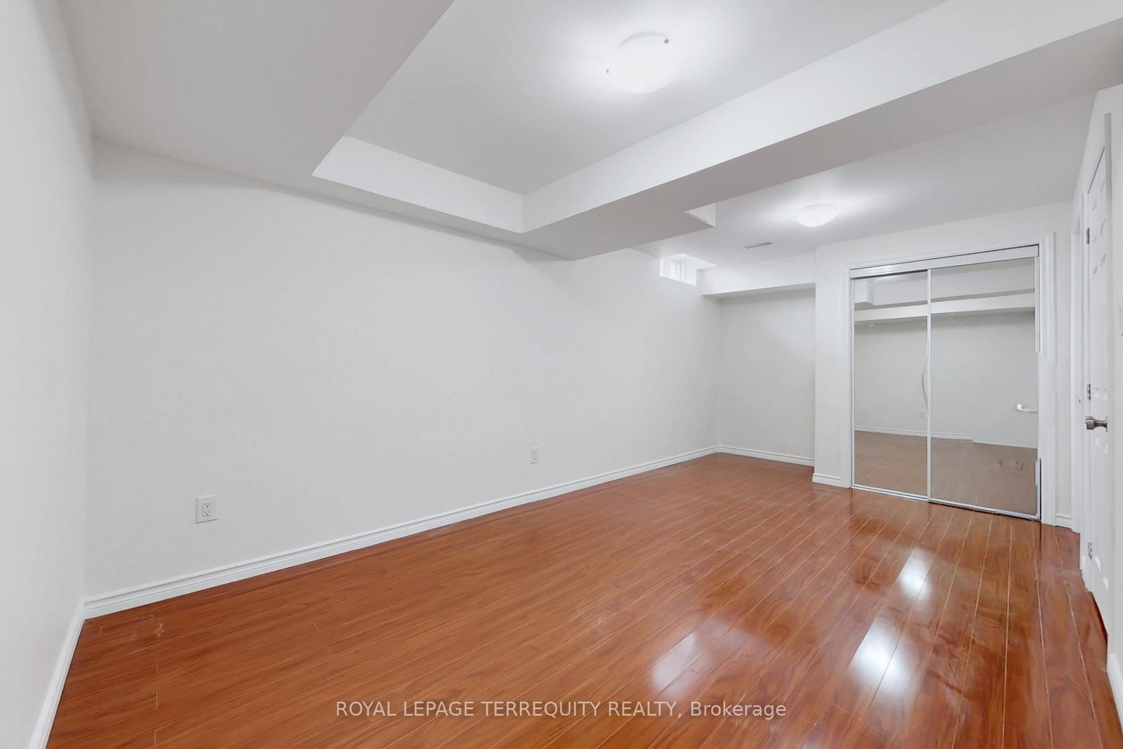 2062 Redstone Crescent - Photo 42