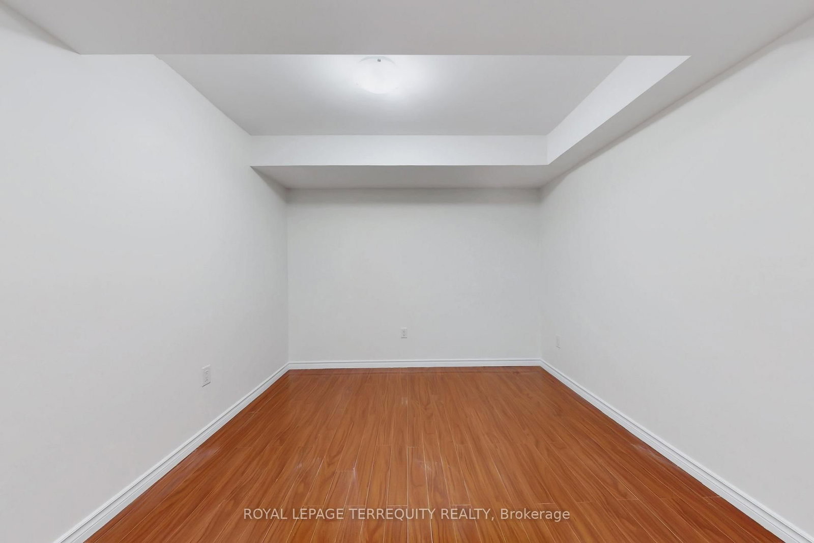 2062 Redstone Crescent - Photo 43