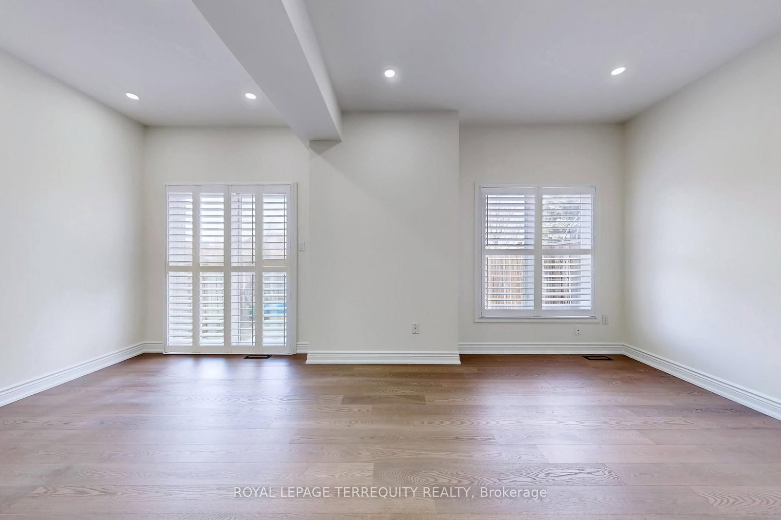 2062 Redstone Crescent - Photo 5