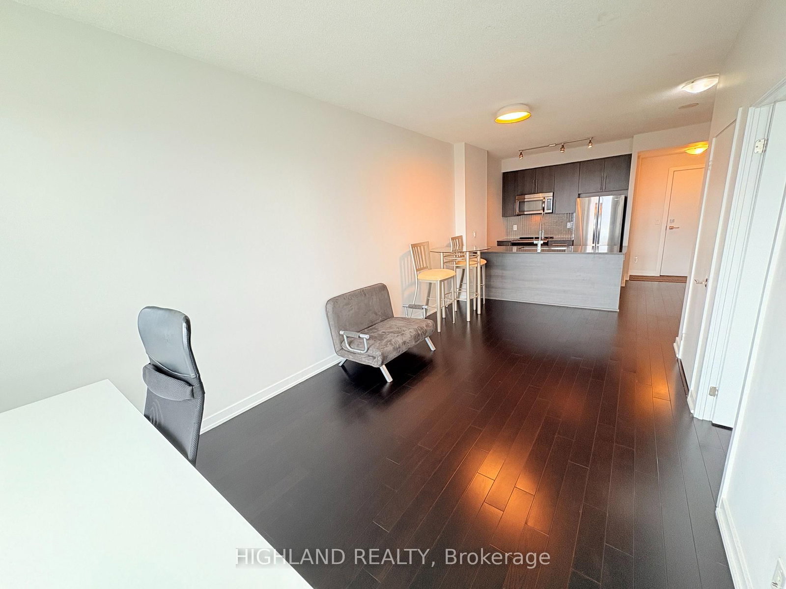 510 Curran Place, Unit 3103 - Photo 10