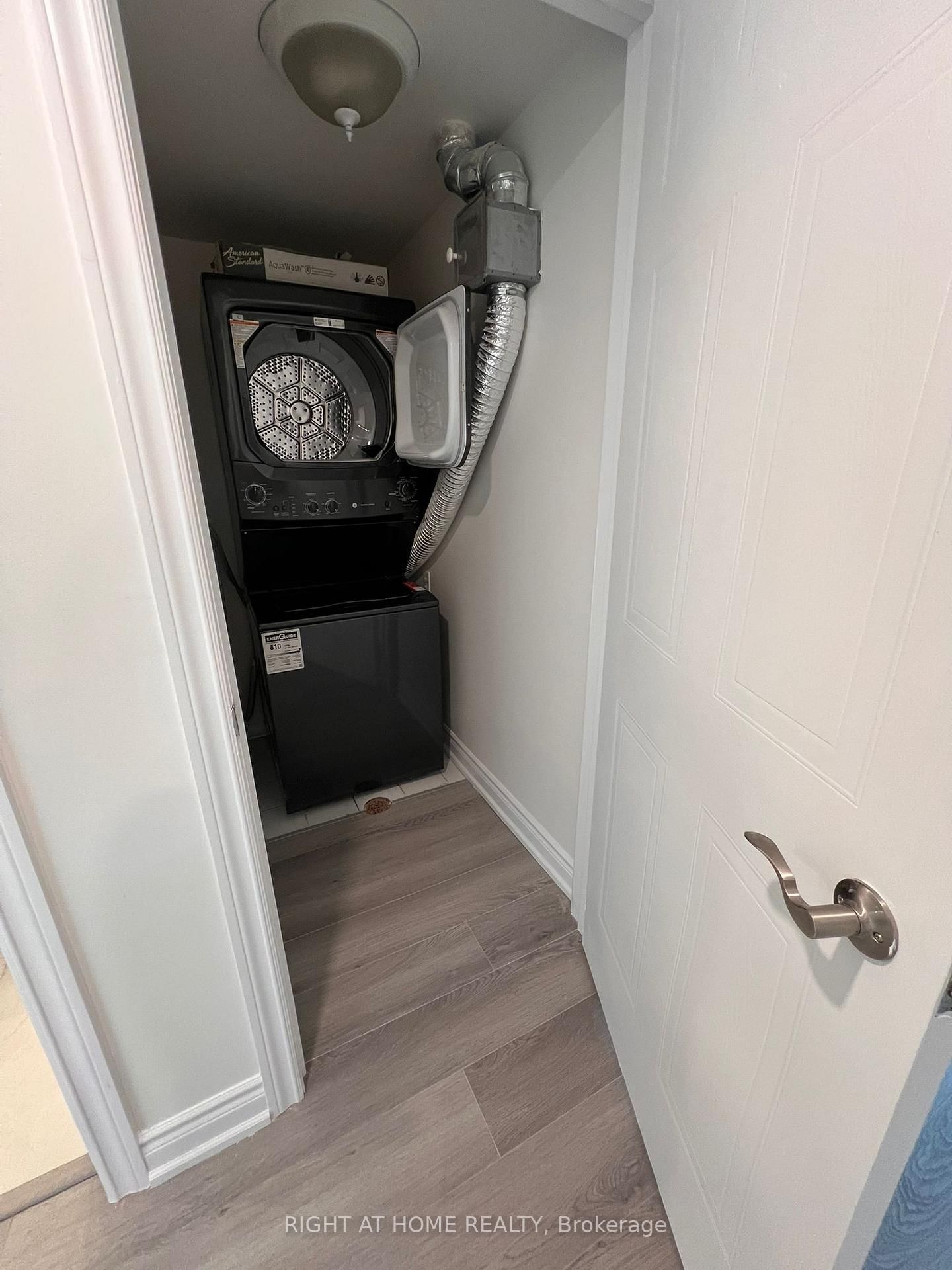 4975 Southampton Drive N, Unit 185 - Photo 14