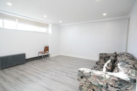 2981 Weston Rd, Toronto, M9M 2T1 | Image 2