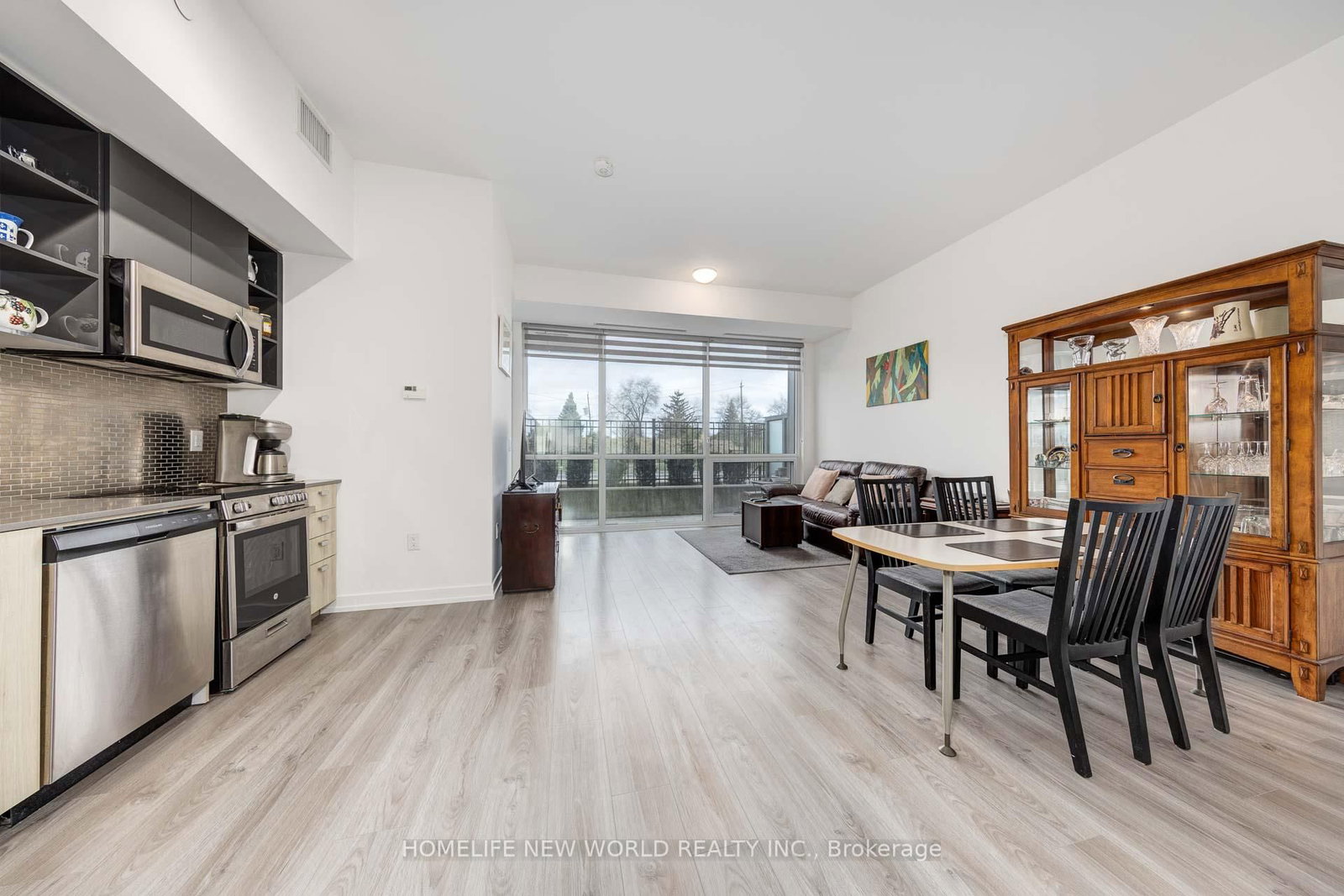 10 De Boers Drive, Unit TH04 - Photo 20