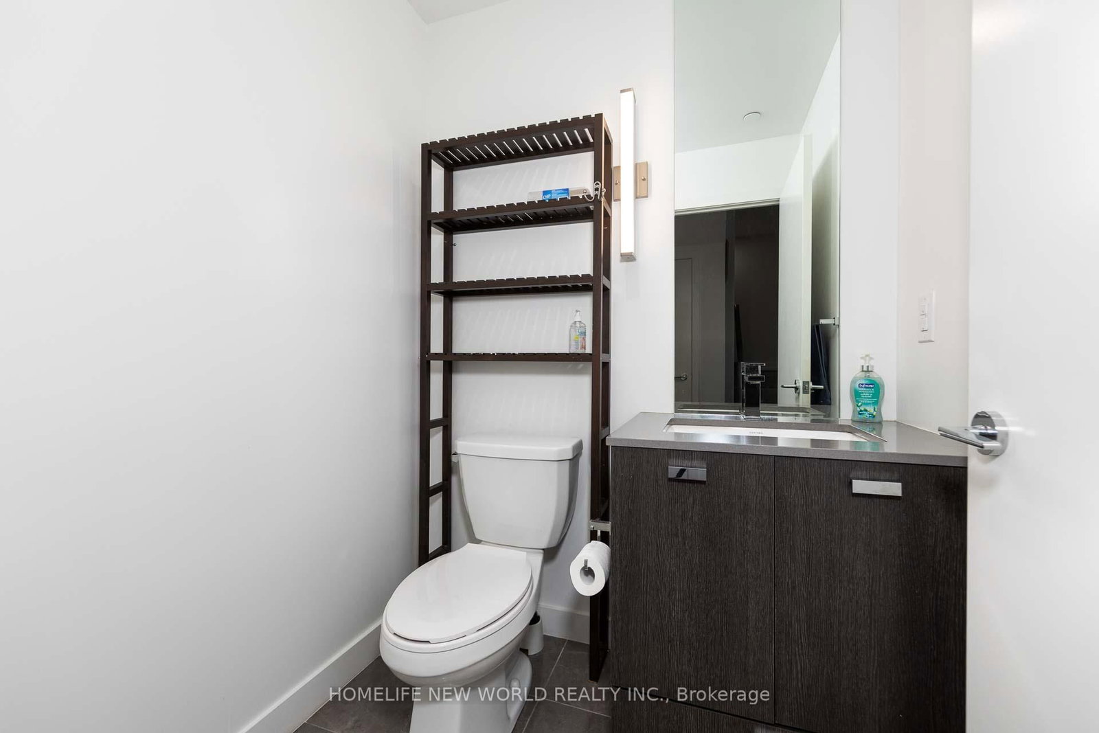 10 De Boers Drive, Unit TH04 - Photo 30