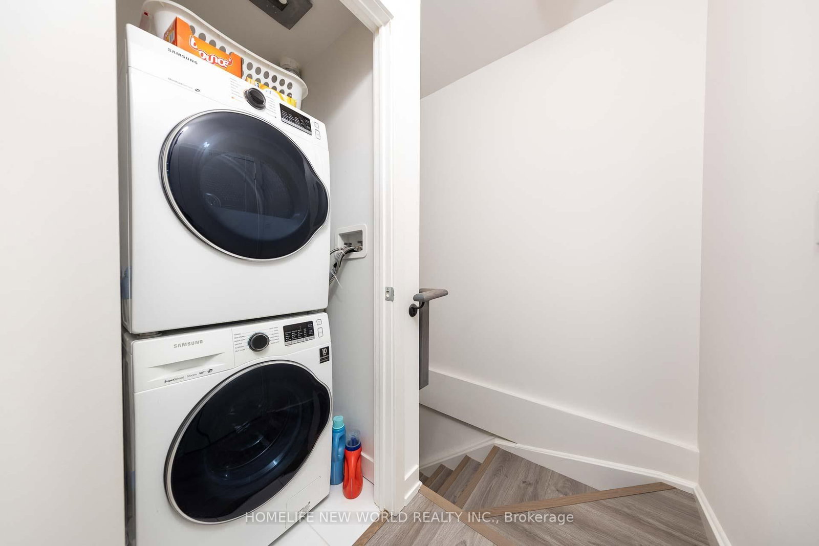 10 De Boers Drive, Unit TH04 - Photo 31