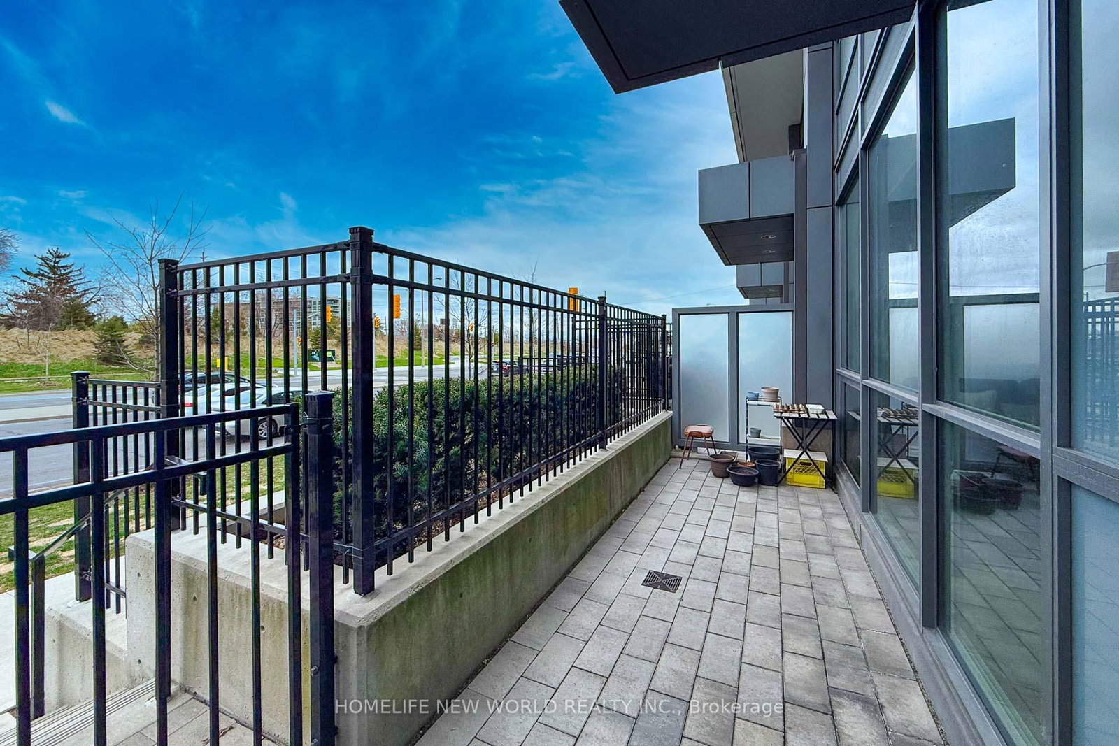 10 De Boers Drive, Unit TH04 - Photo 5