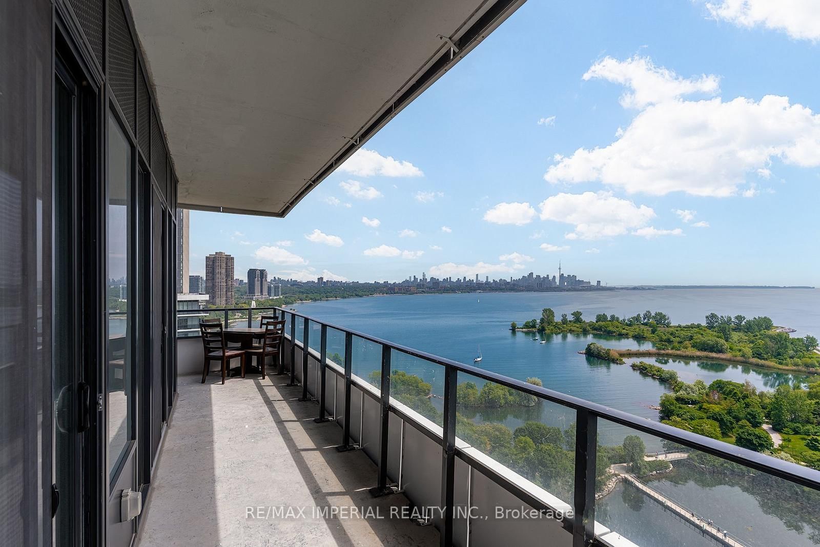 20 Shore Breeze Drive, Unit 2007 - Photo 19