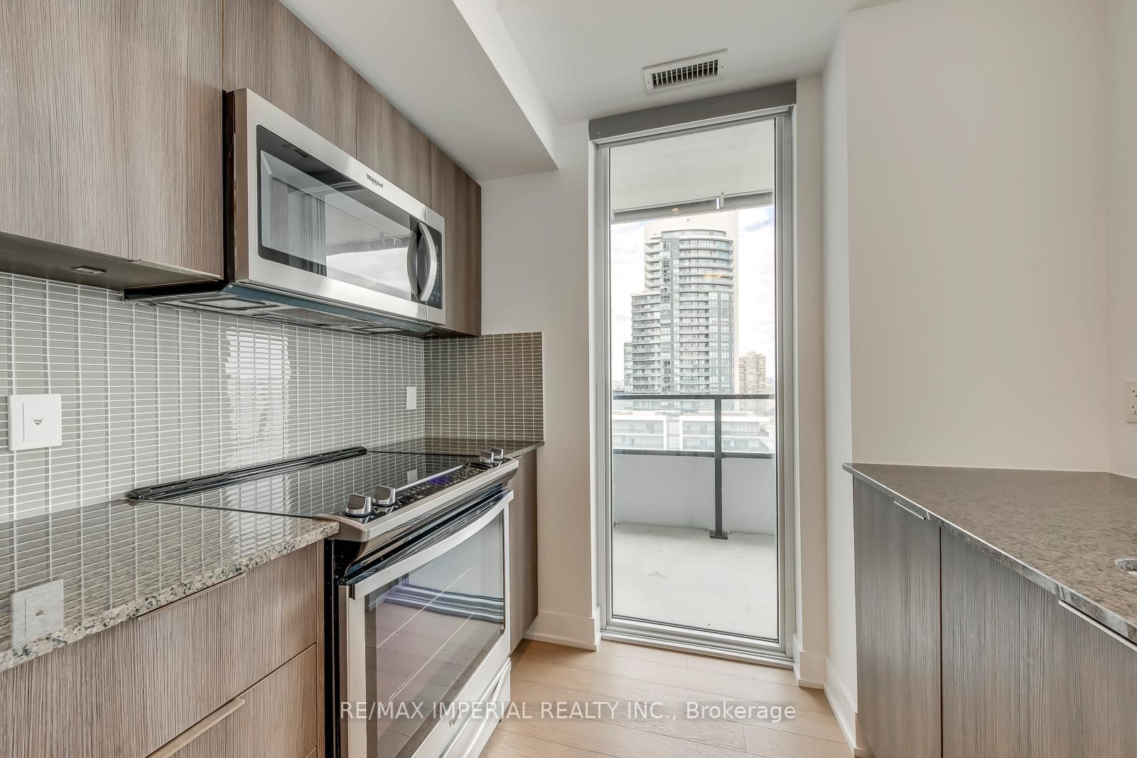 20 Shore Breeze Drive, Unit 2007 - Photo 25
