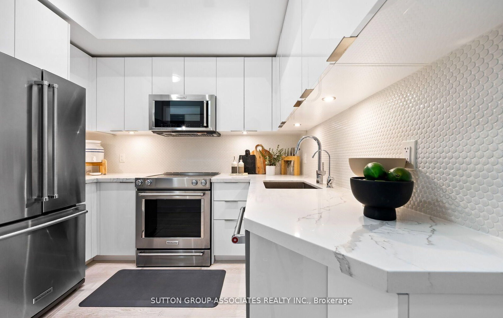 20 Shore Breeze Drive, Unit 703 - Photo 16