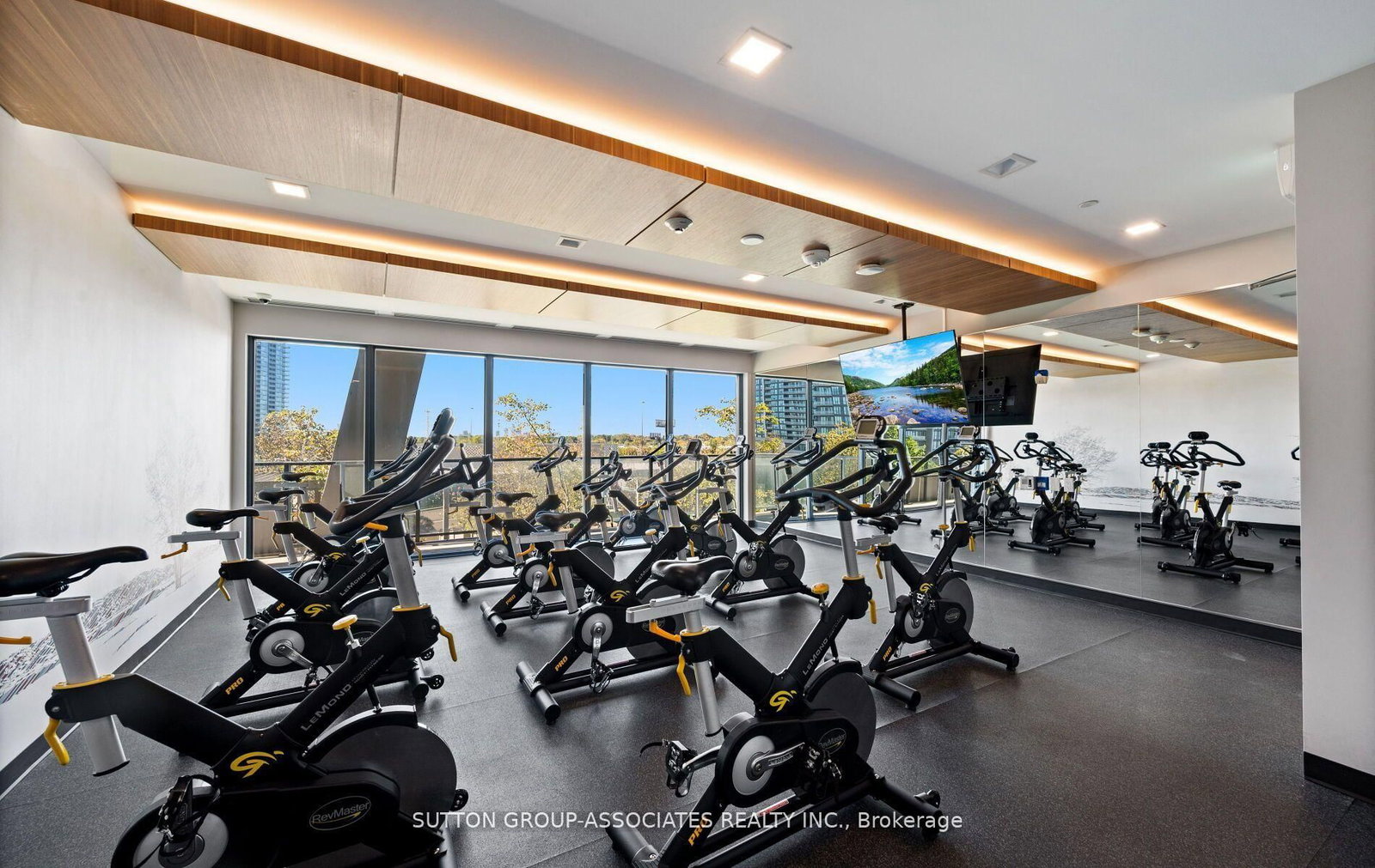 20 Shore Breeze Drive, Unit 703 - Photo 43